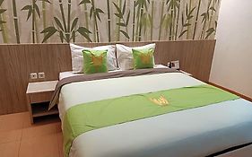 Hotel Huswah Airport